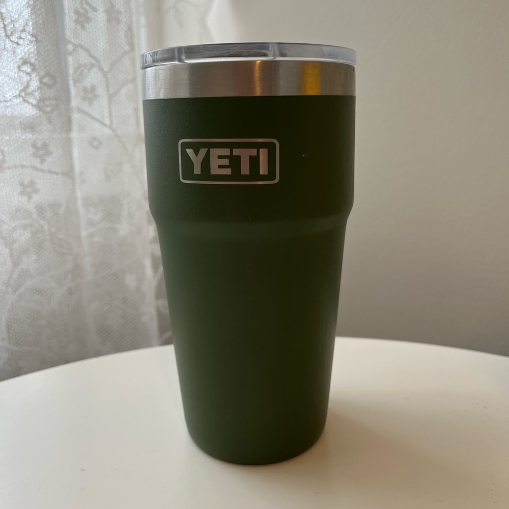 YETI 16oz Green Rambler